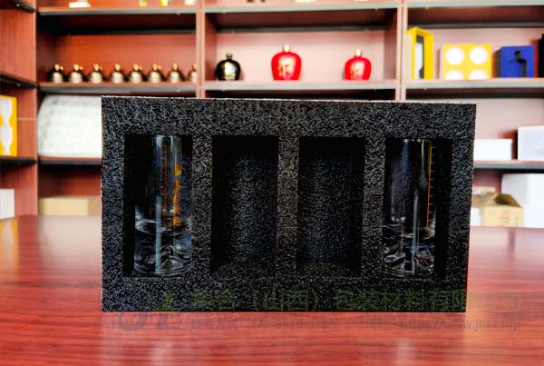 供應(yīng)山西祁縣珍珠棉集合包裝免費(fèi)設(shè)計(jì)打樣玻璃器皿珍珠棉托盤