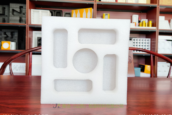 集合包裝抗震緩沖防潮EPE 珍珠棉異形內(nèi)襯，量身定制保護您的產(chǎn)品