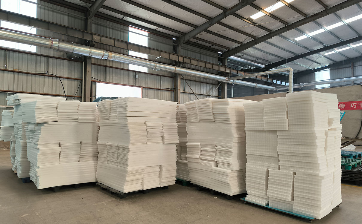 珍珠棉托盤, EPE珍珠棉片, EPE水果托, EPE珍珠棉卷棉, EPE珍珠棉雞蛋托, 高密度EPE珍珠棉, 供應(yīng)鄉(xiāng)寧珍珠棉EPE