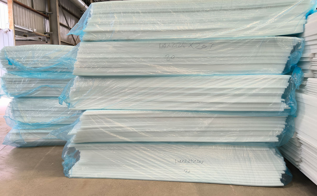 EPE板材, 貼絨布珍珠棉內(nèi)襯, XPE復(fù)合EPE珍珠棉內(nèi)襯, EPE珍珠棉卷棉, EPE禮盒內(nèi)襯, 復(fù)合EPE珍珠棉板材, 陽泉珍珠棉深加工廠家