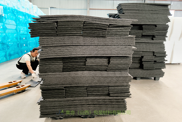 孟州珍珠棉板材定制廠家-太原珍珠棉廠專業(yè)生產(chǎn)高密度珍珠棉板材、白色珍珠棉板材、復(fù)合珍珠棉板材原廠直銷貨