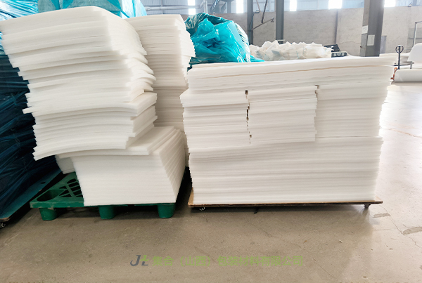 朔州珍珠棉板材-太原珍珠棉廠家專業(yè)生產(chǎn)珍珠棉板材、高密度珍珠棉板材、復(fù)合珍珠棉板材直銷佳品選