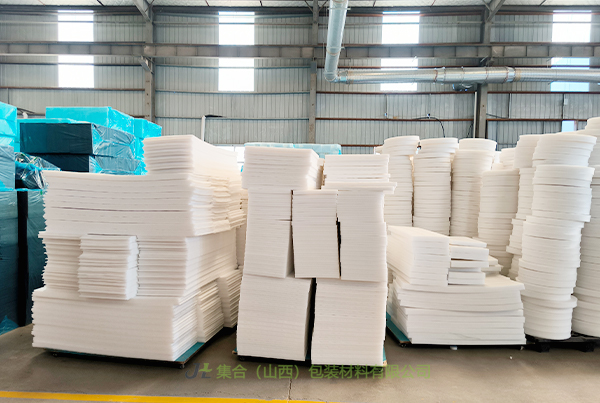 鶴壁珍珠棉板材廠家-山西珍珠棉廠家專業(yè)生產(chǎn)珍珠棉板材、高密度珍珠棉板材、復(fù)合珍珠棉板材物美價(jià)廉