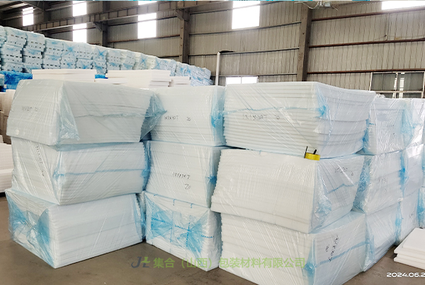 晉中珍珠棉板材廠-珍珠棉源頭生產(chǎn)廠家專業(yè)生產(chǎn)珍珠棉板、黑色珍珠棉板材、白色珍珠棉板材廠家直銷