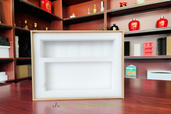 山西珍珠棉盒-太原珍珠棉廠專業(yè)生產(chǎn)珍珠棉盒、珍珠棉禮盒內(nèi)襯、EPE珍珠棉禮盒內(nèi)襯品質(zhì)卓越