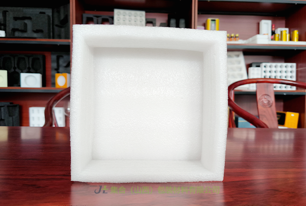 天鎮(zhèn)珍珠棉盒-太原珍珠棉廠家專業(yè)生產(chǎn)珍珠棉禮盒內(nèi)襯、EPE珍珠棉盒、EPE珍珠棉禮盒內(nèi)襯廠價直出貨