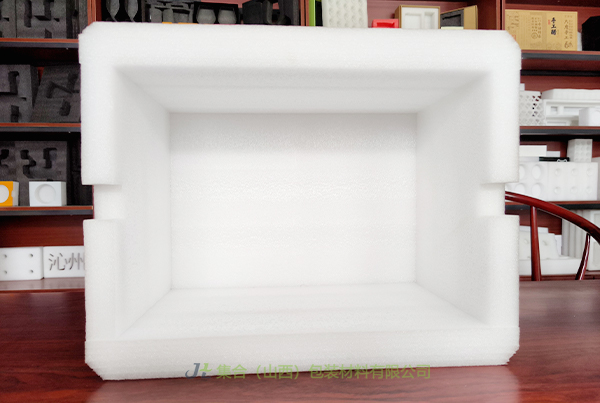 忻府區(qū)珍珠棉盒-太原珍珠棉廠專業(yè)生產珍珠棉盒、EPE禮盒內襯、EPE珍珠棉禮盒內襯品質有保證