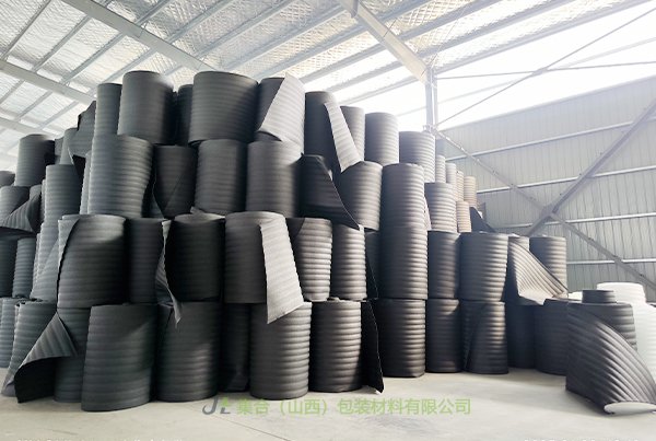 芮城珍珠棉卷材-太原珍珠棉廠專業(yè)生產(chǎn)EPE卷棉、EPE珍珠棉卷棉、珍珠棉大棚保溫卷棉品質(zhì)有保證