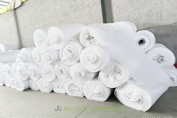 壺關(guān)珍珠棉卷材-太原珍珠棉廠專(zhuān)業(yè)生產(chǎn)珍珠棉卷棉、EPE卷棉、EPE珍珠棉卷棉物美價(jià)優(yōu)