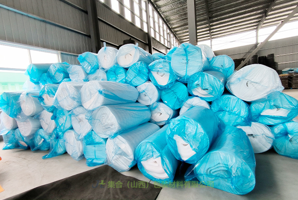 朔州珍珠棉卷材-山西珍珠棉廠專業(yè)生產珍珠棉卷棉、珍珠棉保溫卷棉、珍珠棉大棚保溫卷棉品質有保證