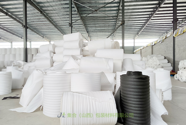 礦區(qū)珍珠棉卷材-山西珍珠棉廠專業(yè)生產(chǎn)珍珠棉卷棉、EPE珍珠棉卷棉、珍珠棉大棚保溫卷棉廠家直銷