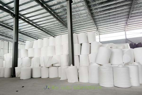 供應(yīng)陵川珍珠棉EPE-珍珠棉廠家專業(yè)生產(chǎn)IXPE復(fù)合EPE珍珠棉內(nèi)襯、復(fù)合EPE珍珠棉板材、EPE珍珠棉泡棉可靠品質(zhì)佳