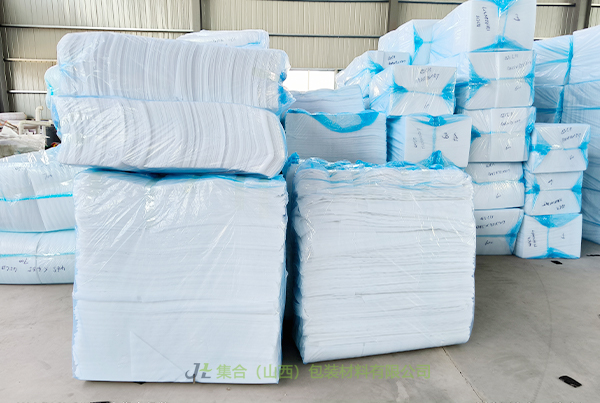 供應(yīng)柳林珍珠棉-集合包裝專業(yè)生產(chǎn)酒盒珍珠棉內(nèi)襯、高密度珍珠棉、珍珠棉水果托源頭直供