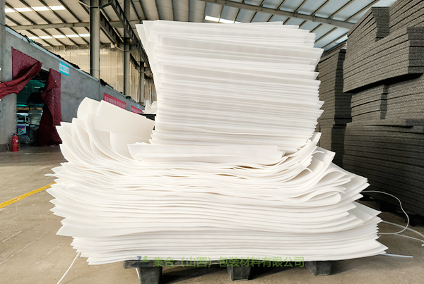 軍工產(chǎn)品珍珠棉包裝, IXPE復(fù)合珍珠棉板材, EPE珍珠棉板, EPE卷棉, EPE禮盒內(nèi)襯, 高密度珍珠棉板材, 永濟(jì)珍珠棉