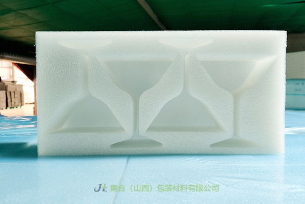 EPE珍珠棉支架, EVA復(fù)合EPE板材, 電腦珍珠棉支架, 黑色EPE珍珠棉板材, 珍珠棉盒, EPE珍珠棉酒托, 朔州哪里定做珍珠棉