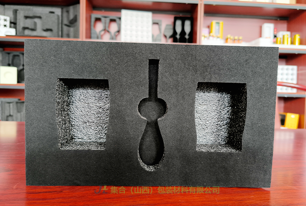 太原珍珠棉異形定制-太原珍珠棉廠專業(yè)生產(chǎn)貼絨布EPE板材、XPE復(fù)合珍珠棉板材、EPE珍珠棉泡棉品質(zhì)有保障