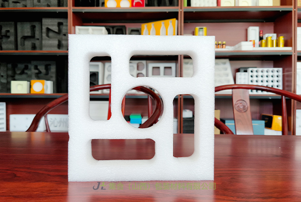 離石珍珠棉支架-珍珠棉廠家專業(yè)生產(chǎn)EPE支架、EPE珍珠棉支架、電腦珍珠棉支架品質(zhì)上乘