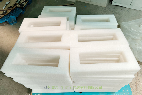 天鎮(zhèn)珍珠棉支架-珍珠棉廠家專業(yè)生產(chǎn)珍珠棉支架、EPE支架、EPE珍珠棉支架品質(zhì)上乘