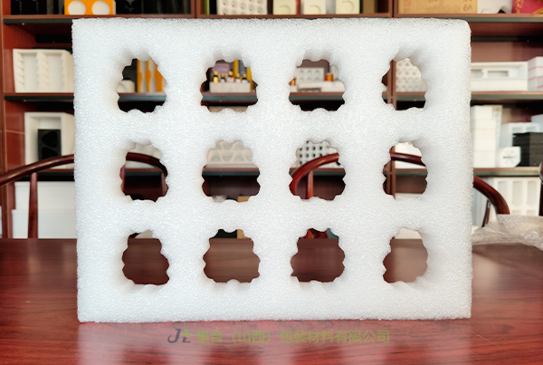 曲沃珍珠棉支架-山西珍珠棉廠家專業(yè)生產(chǎn)EPE支架、EPE珍珠棉支架、電腦珍珠棉支架直銷優(yōu)質(zhì)品